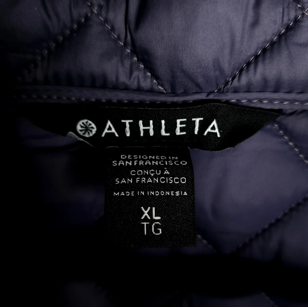 Athleta Wisper Featherless Jacket size XL color Dark Sky Violet - Picture 10 of 14